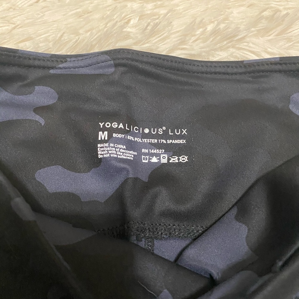 Yogalicious High waist bike shorts navy camo NWT - Picture 8 of 11